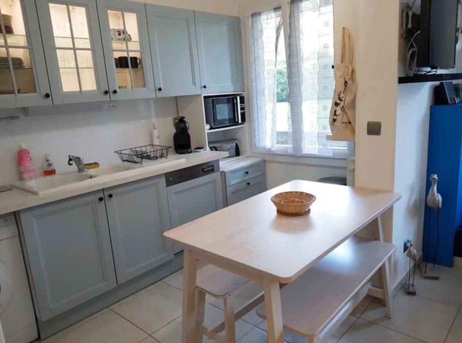 Studio Cosy Bord De Mer Et Centre Ville Pour 4Pers Deauville Exterior photo
